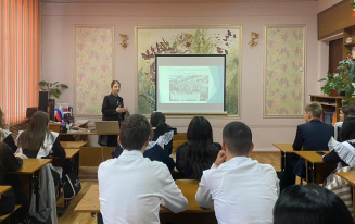 Преподаватели кафедры ИРиМПИ Чернов Г.А. и Якупова Д.В.  провели профориентационную беседу для учащихся 11 класса МБОУ СОШ №28 г. Пензы им. В.О. Ключевского